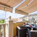 Sunshine Apartment *